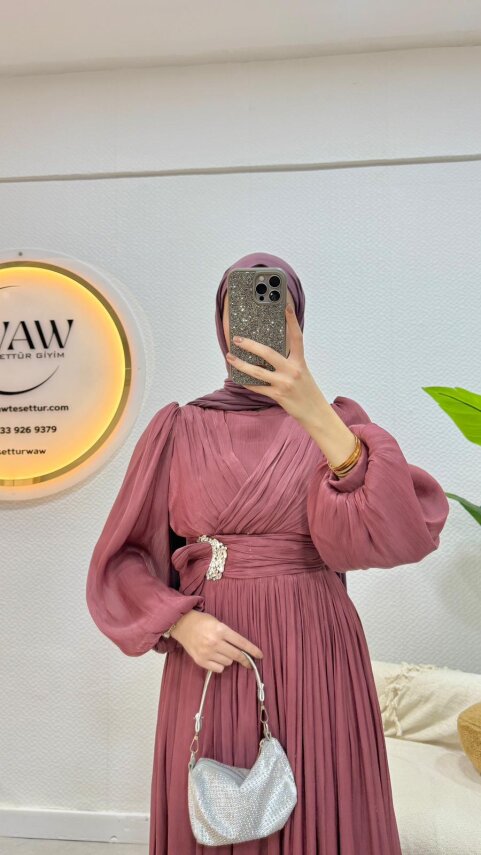 Asel Abiye - 18