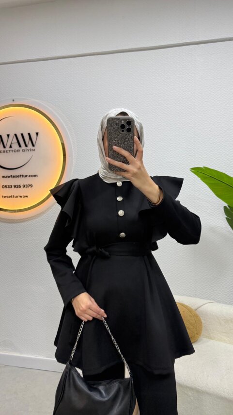 Larissa Takım - 6